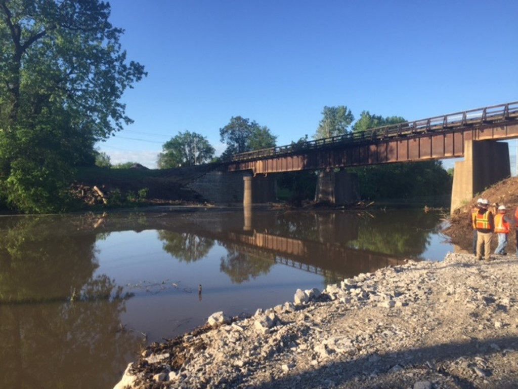 Bridge 258.21 050217 Medium