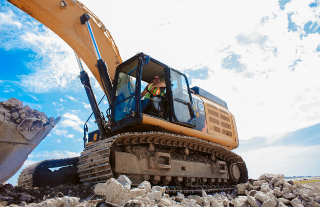 Why Students Should Explore Jobs in Construction